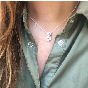 Silver pineapple 🍍 necklace